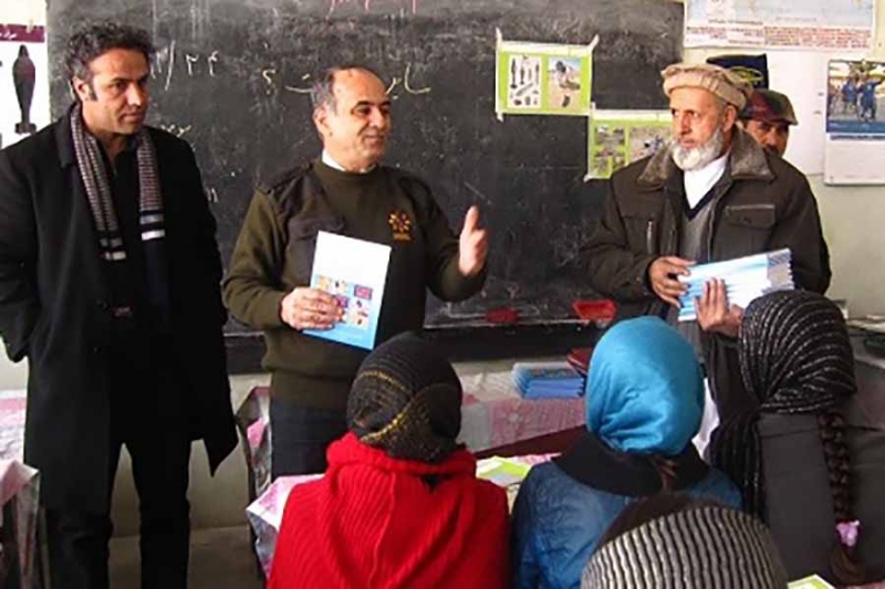 دمج التوعية بمخاطر الألغام في المناهج الدراسية للمدارس