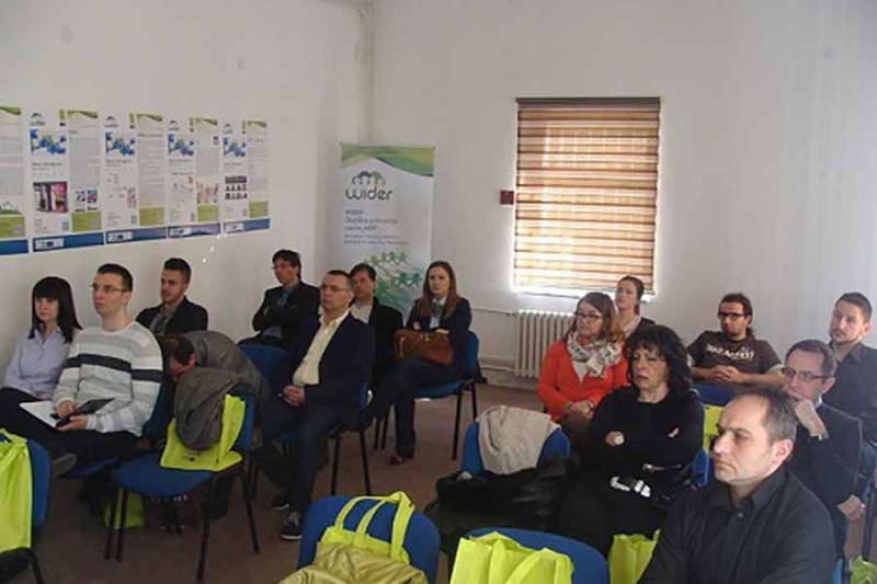 الابتكار والتنمية في مجال الرعاية الصحية، وراحة المعيشة والتنشئة الاجتماعية للمسنين