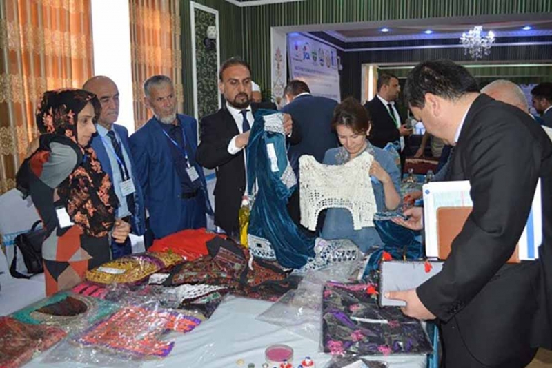 التعاون الاقتصادي والحوار في المناطق الطاجيكية الأفغانية العابرة للحدود