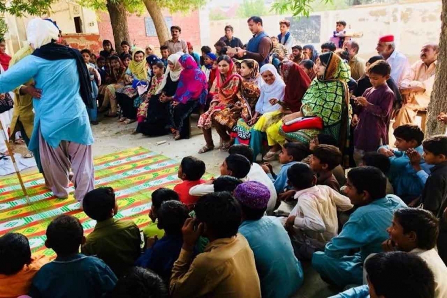 المسرح التفاعلي بين الجنسين في باكستان