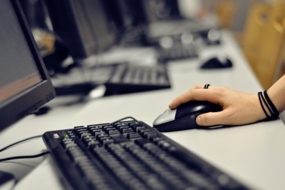 "Computador do Povo" no Azerbaij&atilde;o