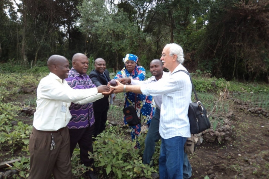 Projeto Vozes da &Aacute;frica: promo&ccedil;&atilde;o da seguran&ccedil;a alimentar pelo vi&eacute;s da agricultura familiar e da Agroecologia