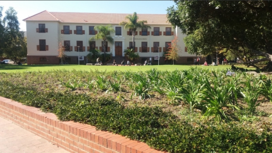 Rela&ccedil;&atilde;o de pesquisa e capacita&ccedil;&atilde;o entre a Comiss&atilde;o Nacional de Planejamento e a Universidade de Stellenbosch